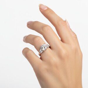 CITY ROX: Silver-Plated Cubic Zirconia Ring - Size 8